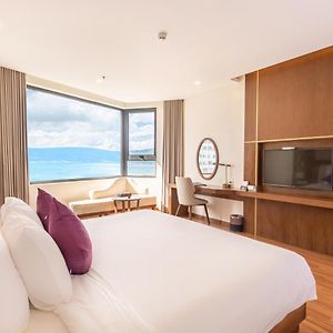 Grand Double Room Partial Ocean View Afternoon Tea Per